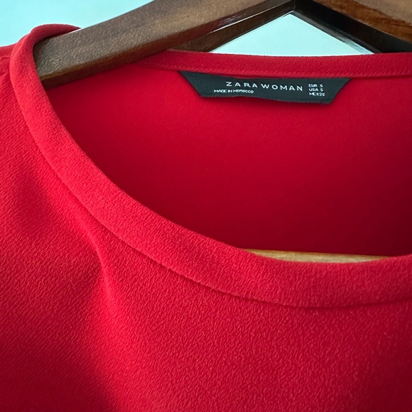 Lightly Worn Zara Peplum Sleeve top - Picture 2 of 3